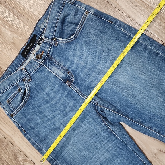 Calvin Klein Jeans Y2K Women's Size 8 Bootcut Distressed Blue Jeans Short 🌟 - Picture 11 of 16